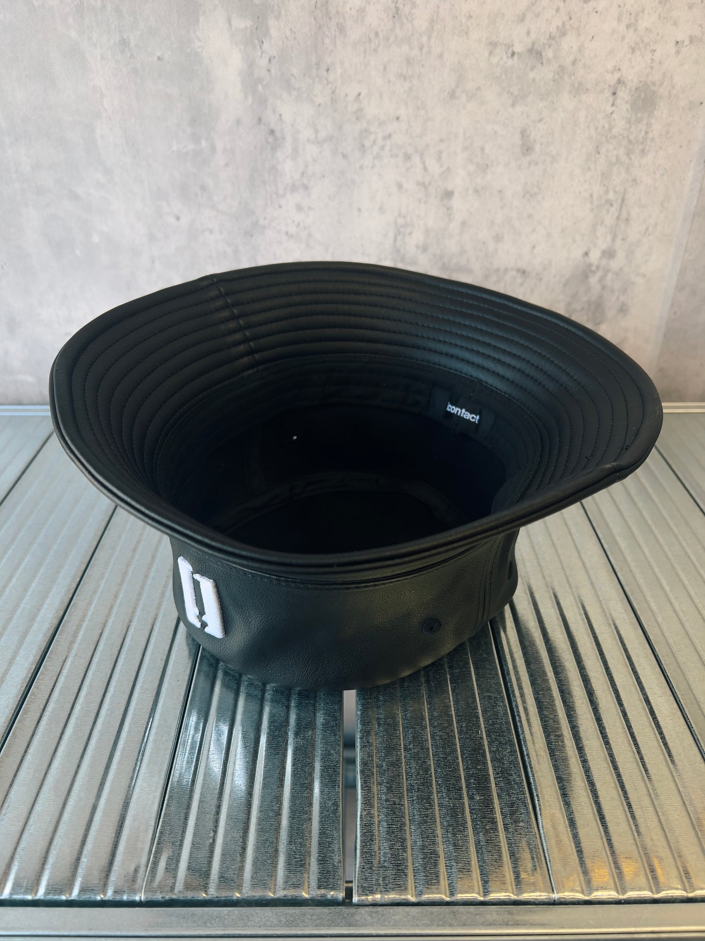 Lazor Logo Leather Bucket Hat -Black-