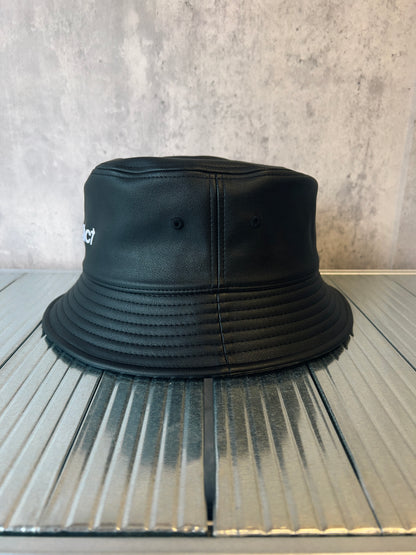 Basic Logo Leather Bucket Hat -Black-