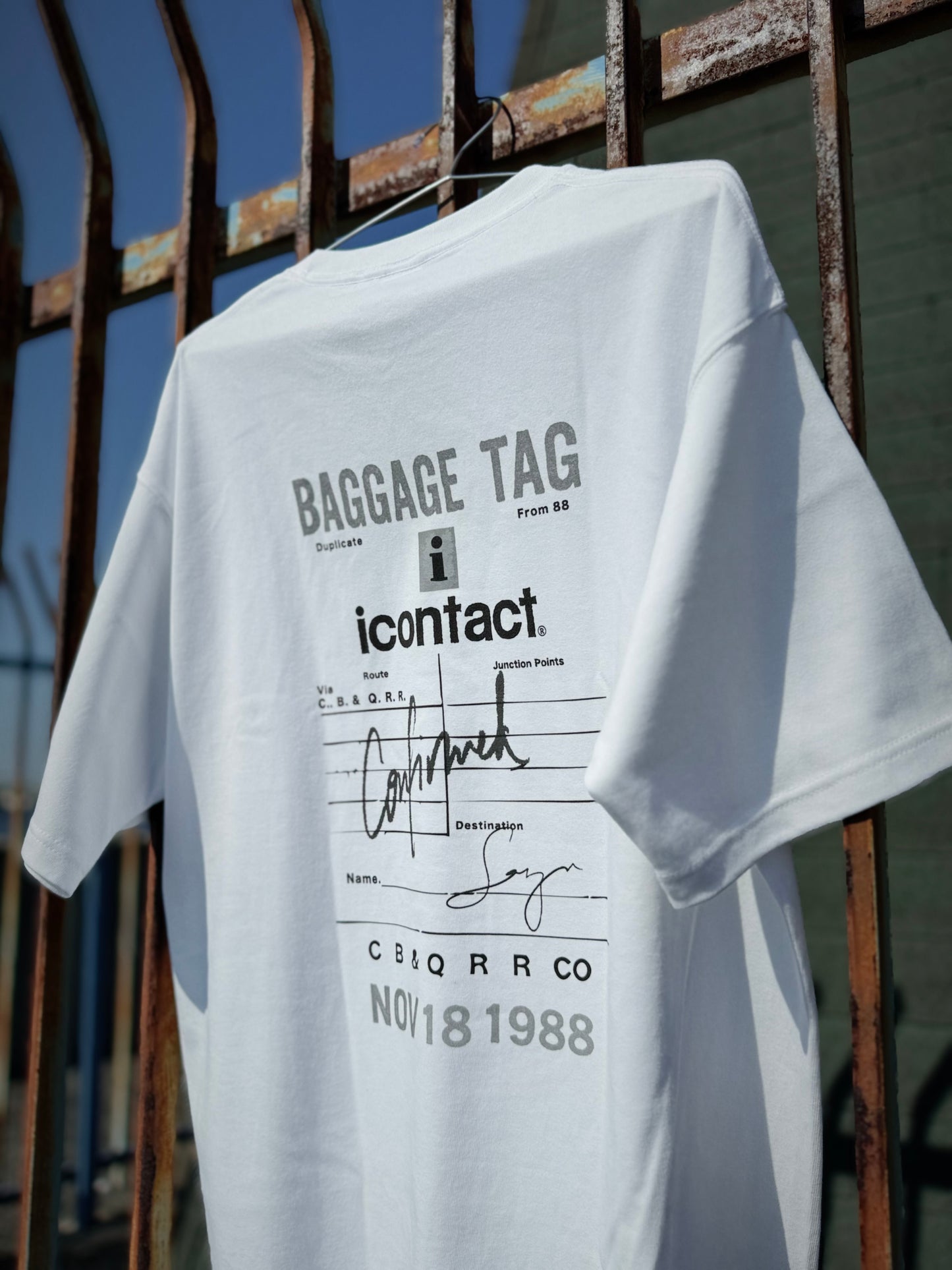 BAGGAGE TAG S/S TEE