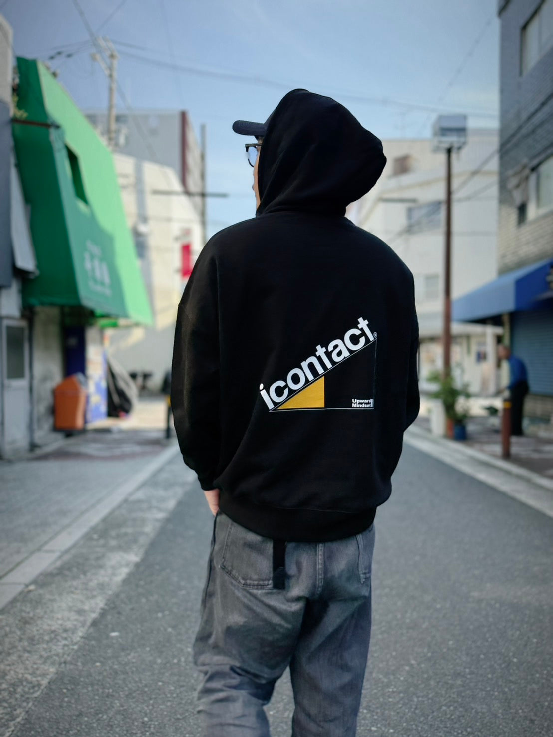 Triangle Logo WIDE HOODIE -Black-