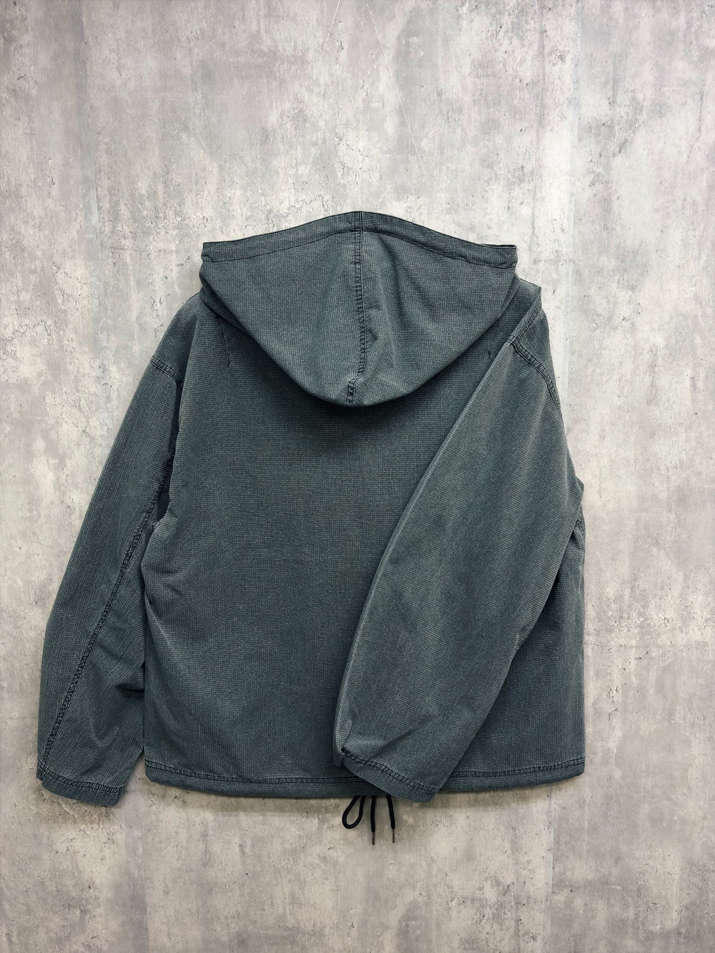 Tec Mesh Hoodie -Ink Black-