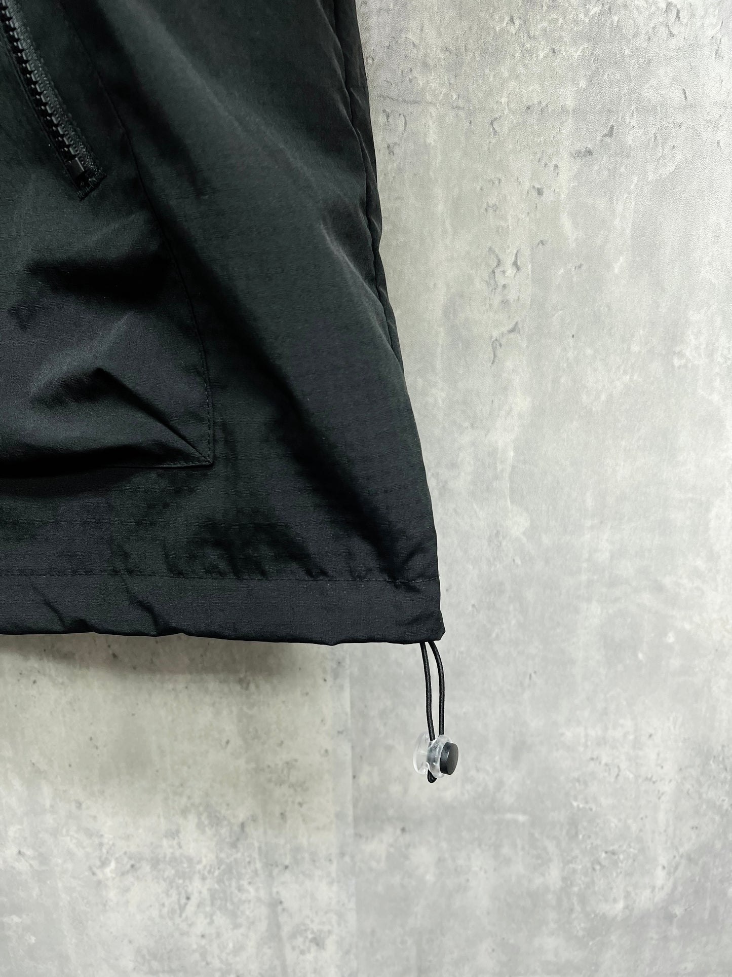 Half-Zip Hoodie Jacket -Black-