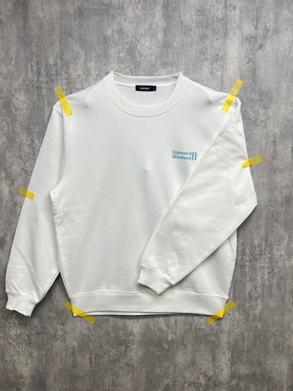 Upward maindset SWEAT SHIRT -White-