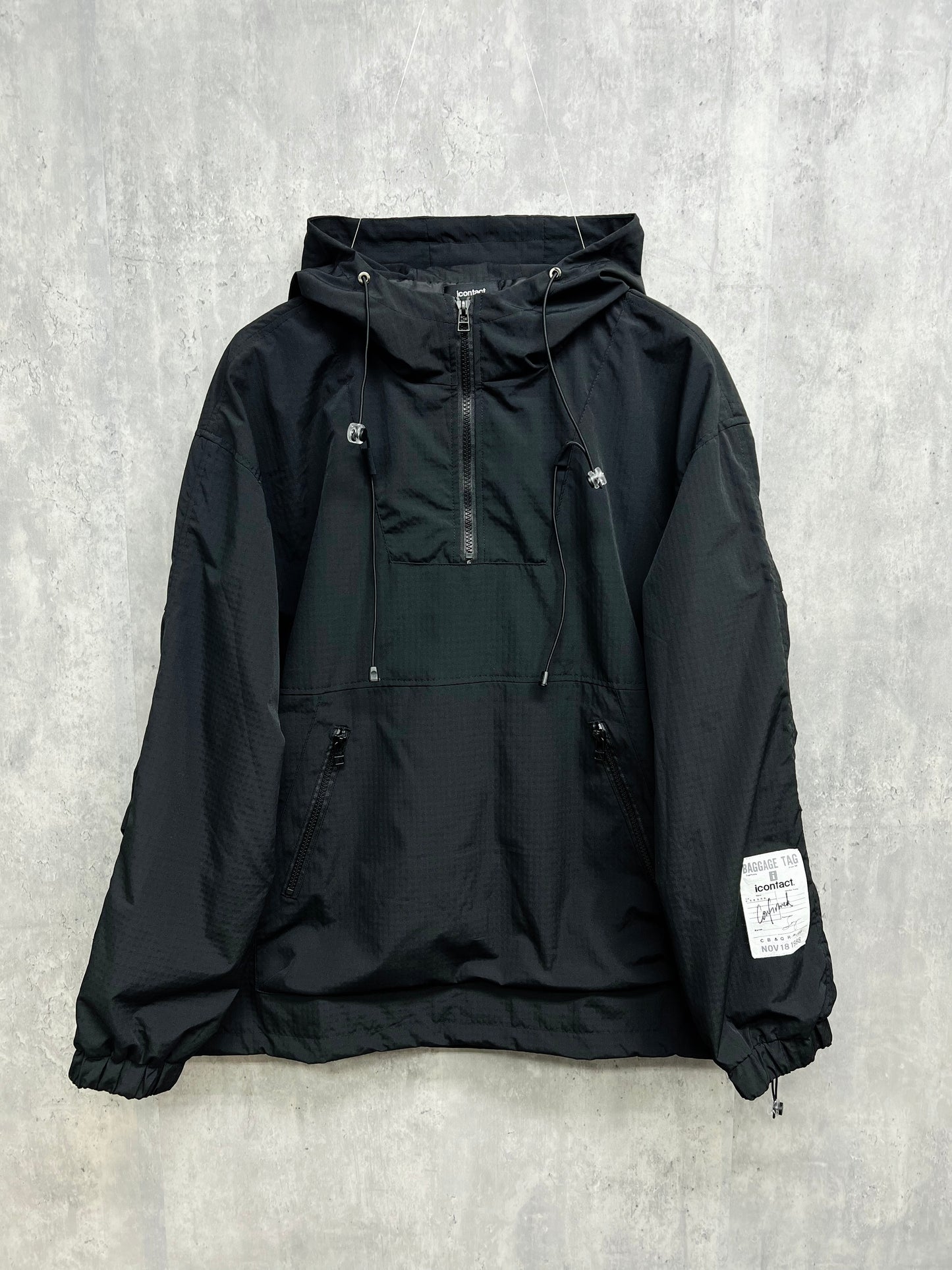 Half-Zip Hoodie Jacket -Black-